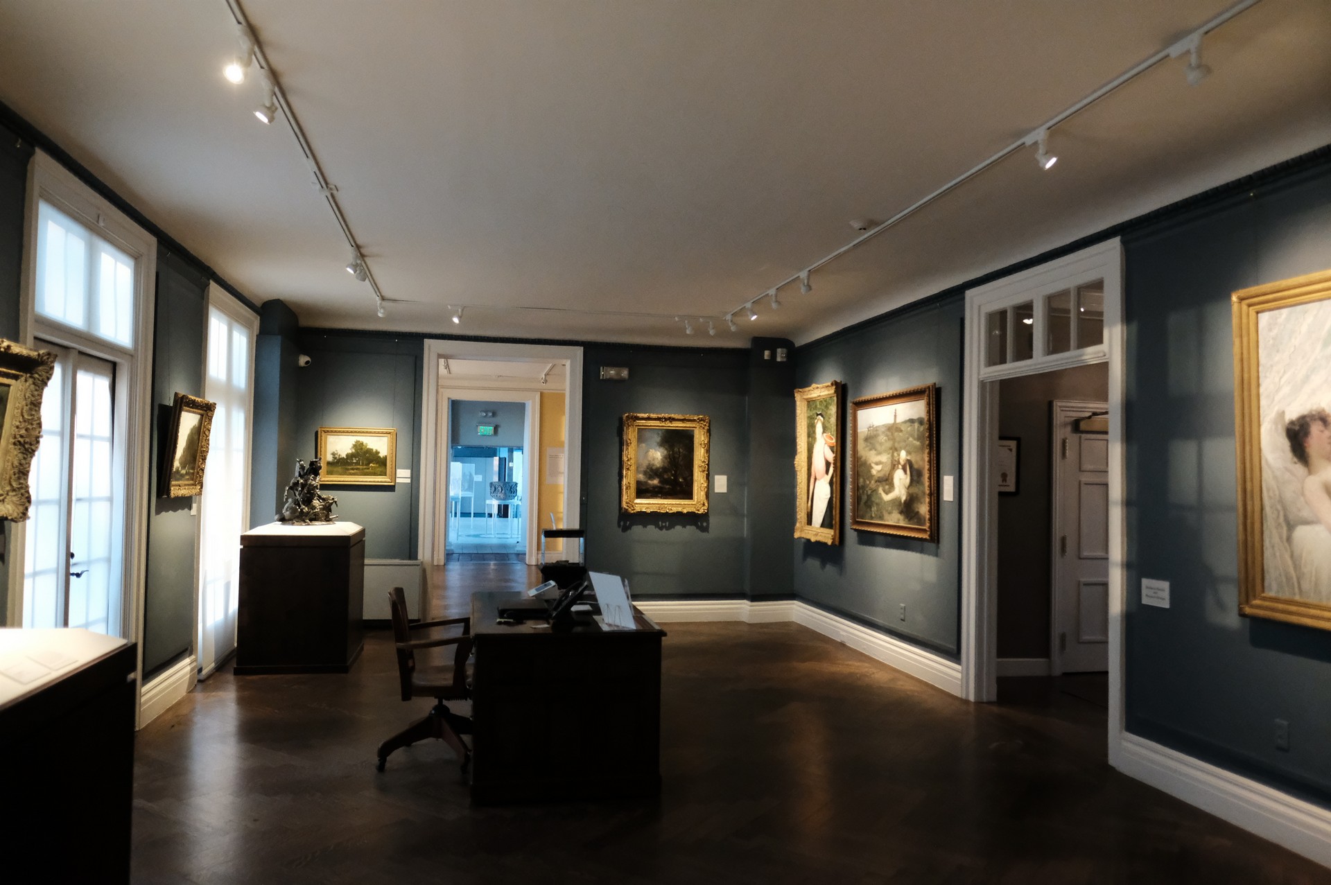 The Glory of France: From Artifice to Reality